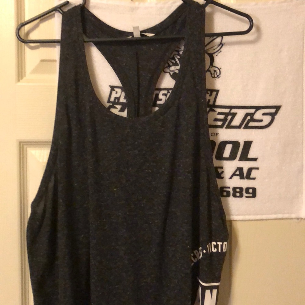Victory Secret tank top TV23